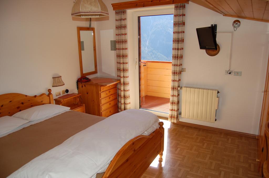Hotel Millefiori Vigo di Fassa Chambre photo