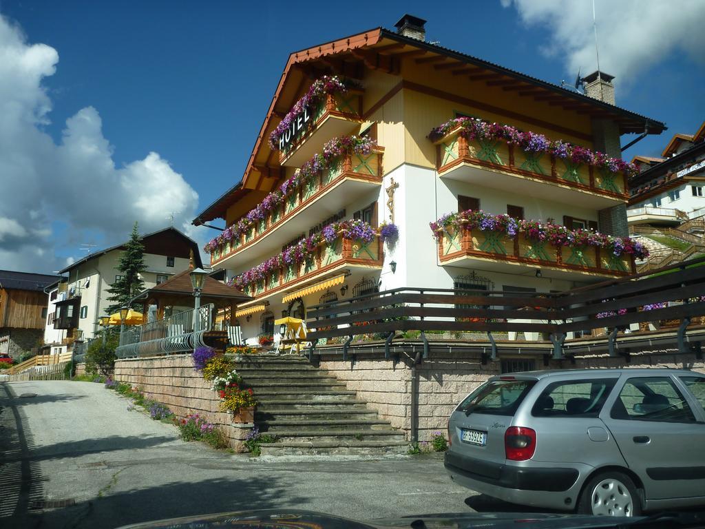 Hotel Millefiori Vigo di Fassa Extérieur photo